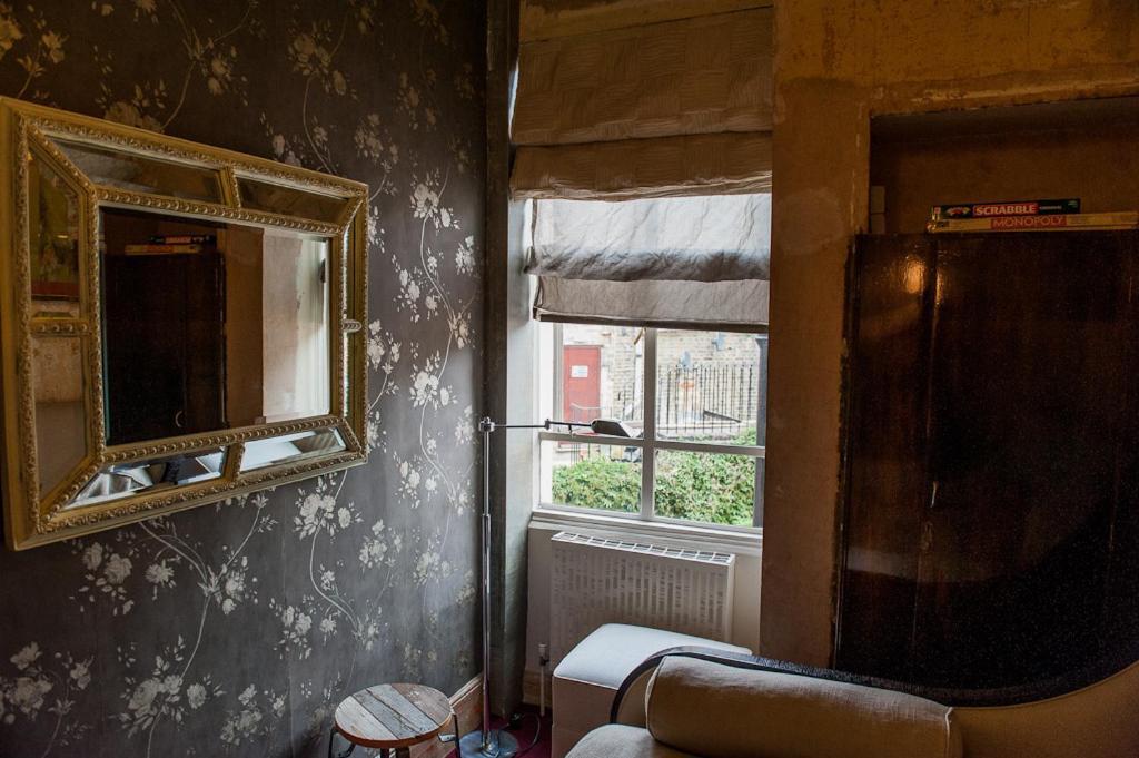 Mike'S Guesthouse لندن الغرفة الصورة